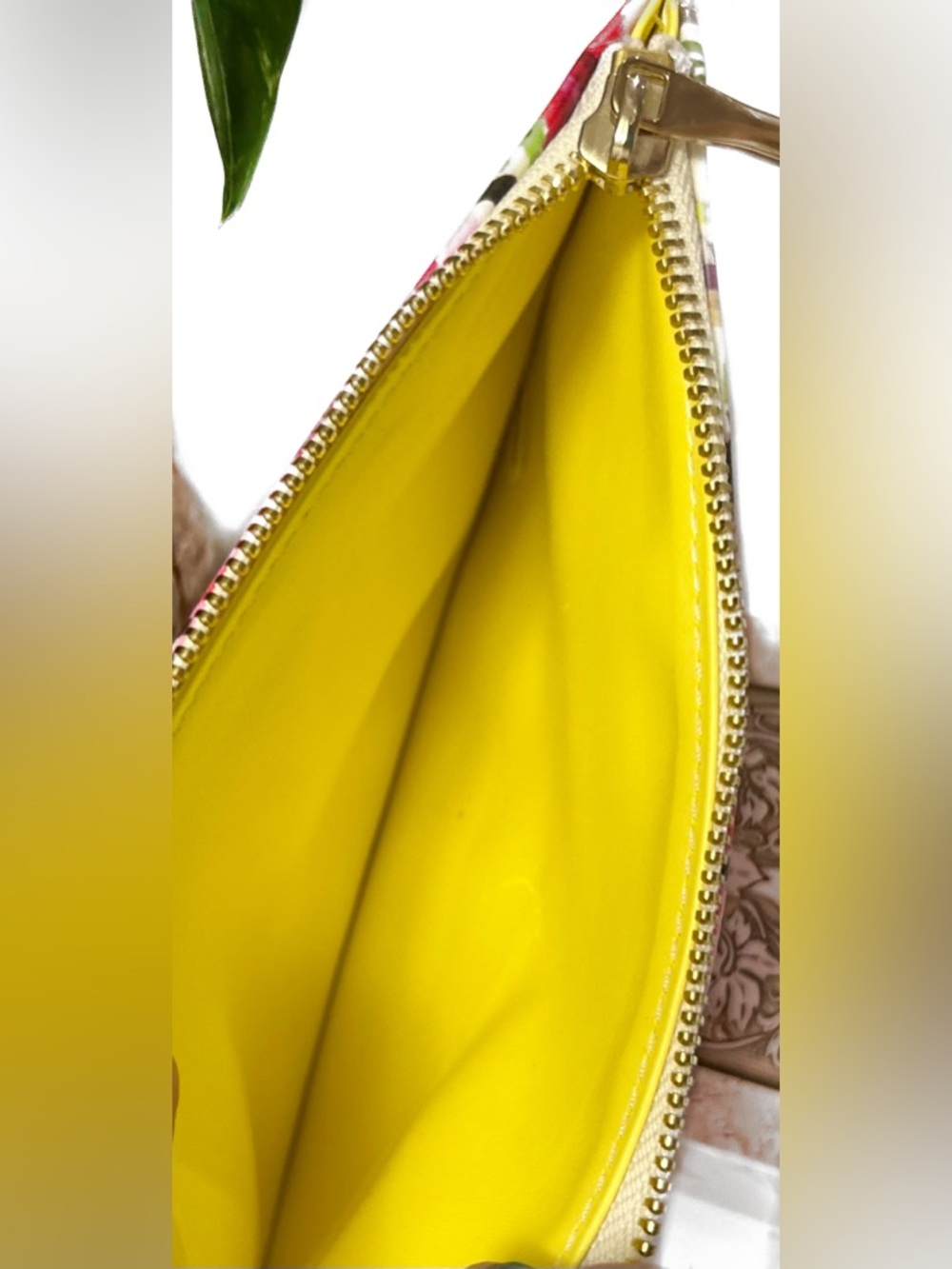 Kate Spade Colorful Floral Pouch/travel bag/Cosmetic. - Picture 11 of 11